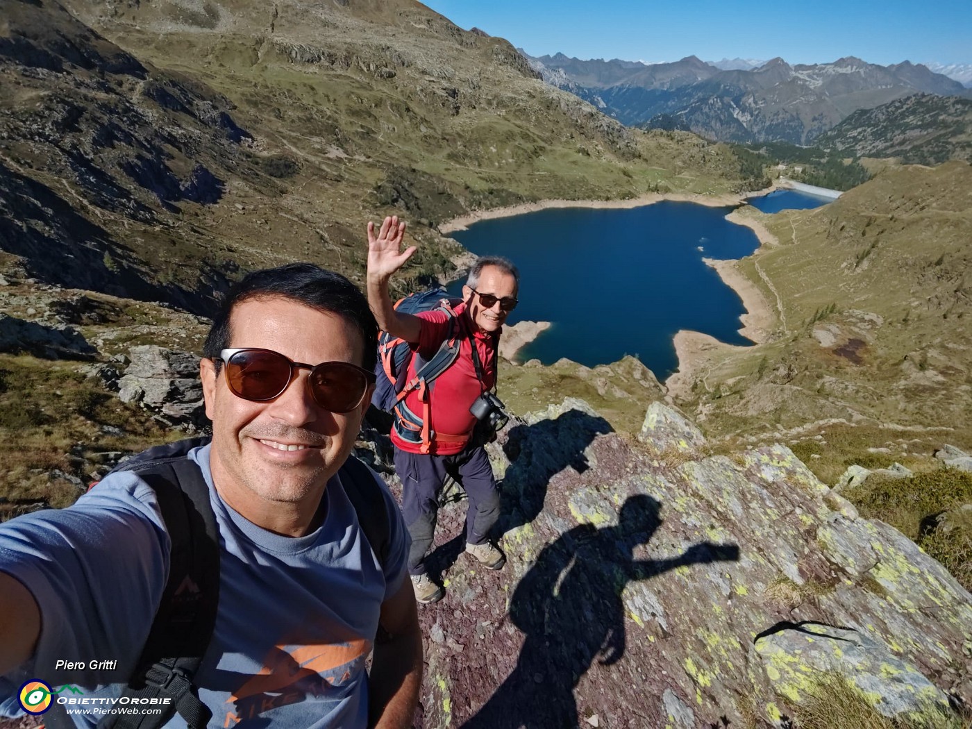 20 Spettacolare la vista sui Laghi Gemelli.jpg